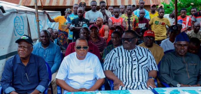 Aondoakaa visits Guma attack victims, says security must rise above politics