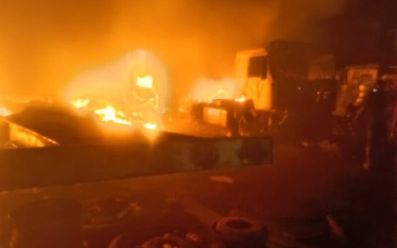 Fire razes makeshift structures in Lagos, destroys goods