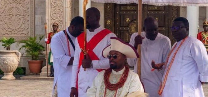 Oborevwori hails peaceful virtues of Olu of Warri 