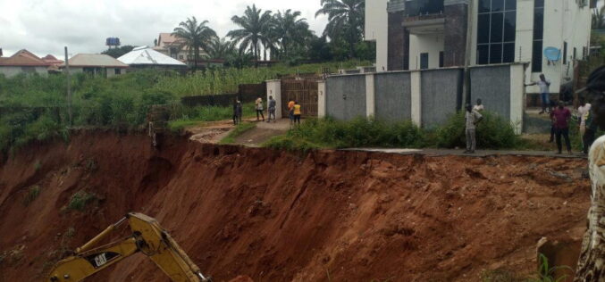 Umeh seeks FG intervention over erosion, flooding in Anambra