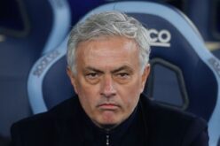 Mourinho begins second Real Madrid reign with Barca in his sights