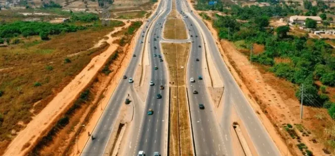 147 structures to be affected by coastal highway service lane