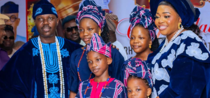 Ogun installs Oba Balogun as Alaye of Imobiland