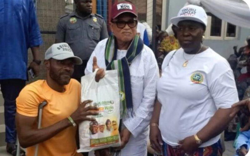Lagos LCDA chairman appoints another 250 SAs, SSAs to strengthen governance