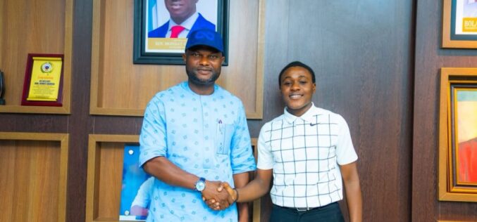 Edo Deputy Governor rewards South-South best UTME student