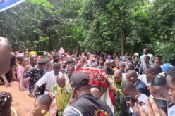 Photos: Ecstasy as Arugba leads procession to Osun grove