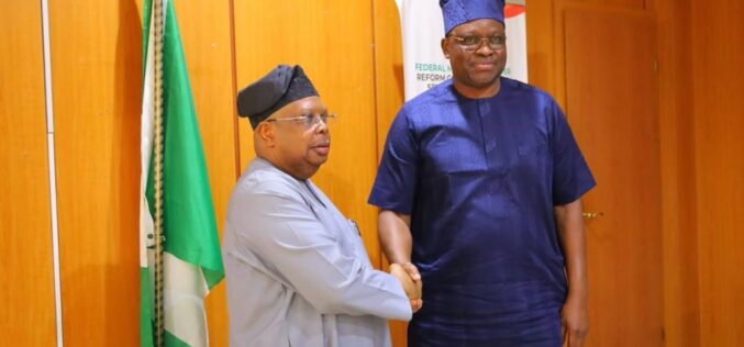 Power minister inaugurates Fayose as REA chairman