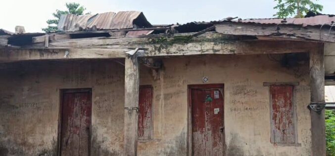 Patients, health workers lament deplorable condition of Ebonyi health centre