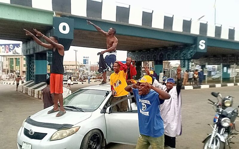 Photos: Residents jubilate as INEC declares Adeleke winner of Osun election