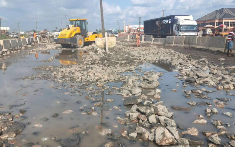 FG to review concessioned roads, apologises to Nigerians on Benin-Asaba road