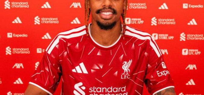 Liverpool complete £123m Barcola transfer from PSG