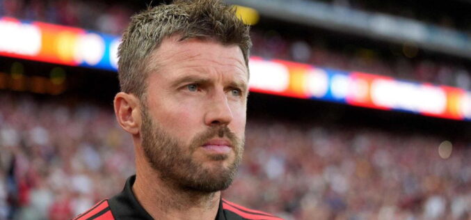 Carrick dismisses Anderson’s claims Man City are ‘kings of Manchester’