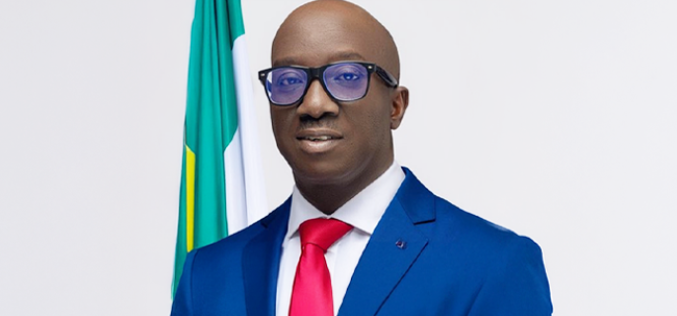 Okpebholo inaugurates 18 council chairmen, urges them to serve the people