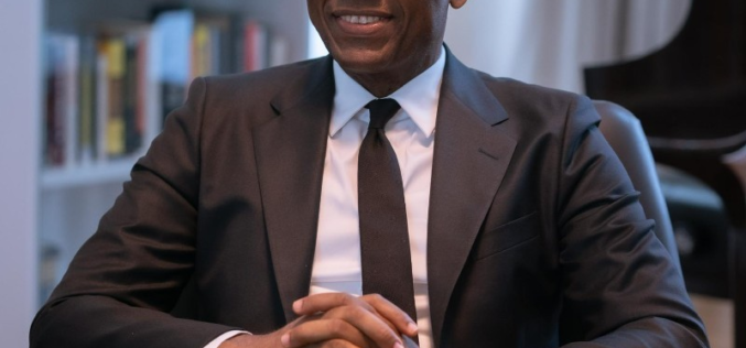 Video: Elumelu corrects lady addressing him by first name