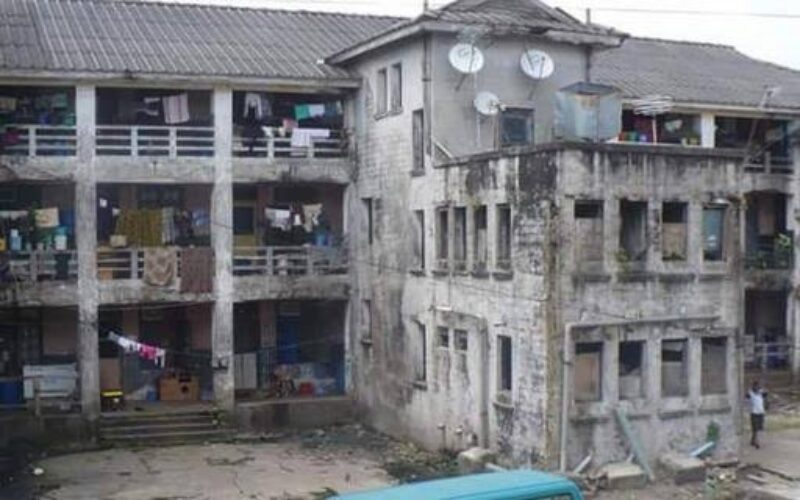 Living in squalor: How filth, decay continue to rule over Nigeria Police barracks