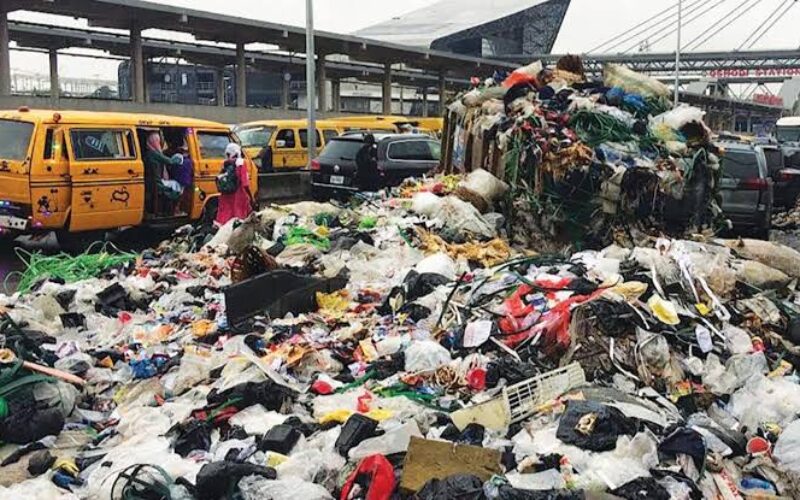 Waste crisis: Lagos to deploy 220 more trucks