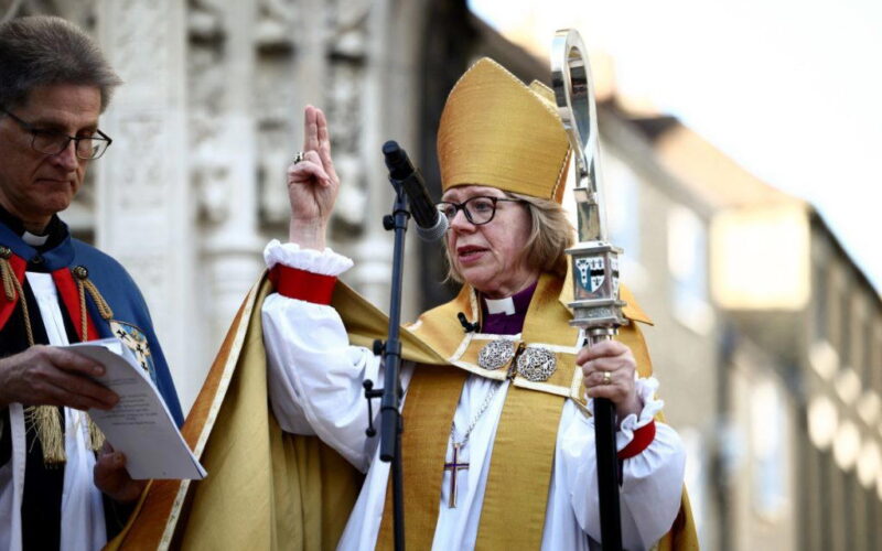 Archbishop ‘withdraws’ award given to Muslim cleric who praised bin Laden