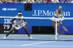 Serena, Venus Williams fall in thrilling return to US Open doubles