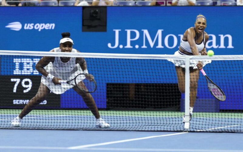 Serena, Venus Williams fall in thrilling return to US Open doubles