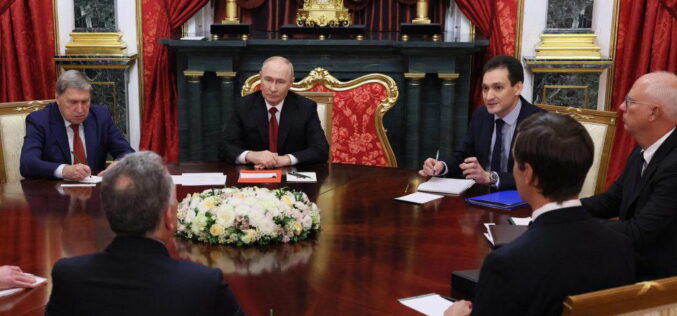 Putin holds 3-hour Ukraine talks with US envoys