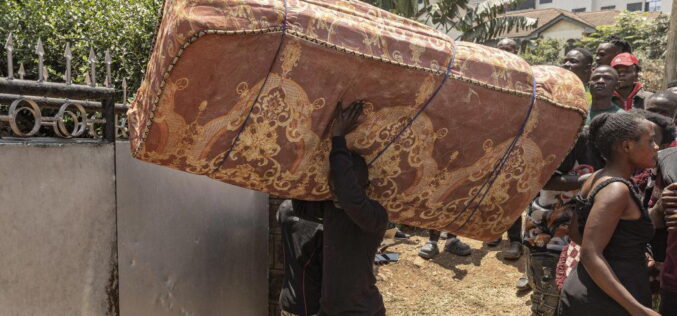 Burundians rush to leave Kenya after crackdown on businesses