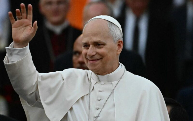 Pope restores Vatican salaries slashed during Covid