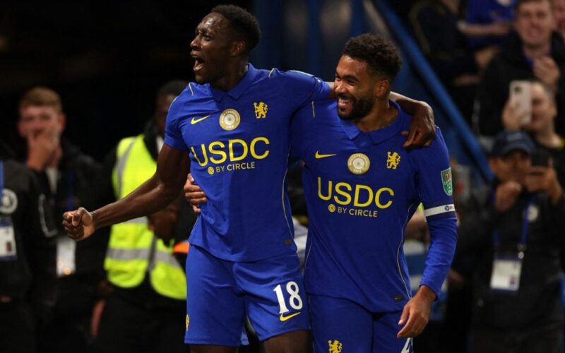 Chelsea fight back from 2-0 down to beat Leeds 6-3