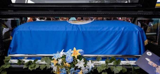 Uganda buries ‘youngest’ king amid succession row