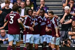 ‘Fragile’ Tottenham beaten by Aston Villa despite late rally