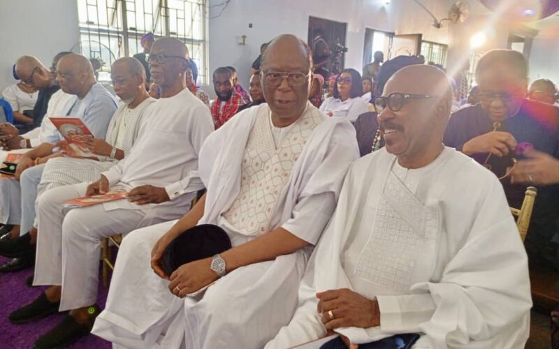Atiku, Osinbajo, ADC Leaders Rally Behind Amaechi At Mother’s Burial
