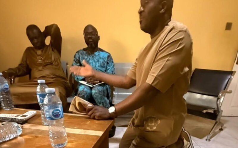 Desmond Elliot begs Gbajabiamila for forgiveness, seeks return to APC