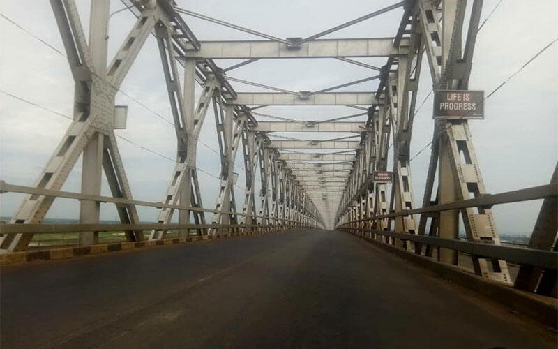 FG announces 14-day closure of Niger Bridge for maintenance