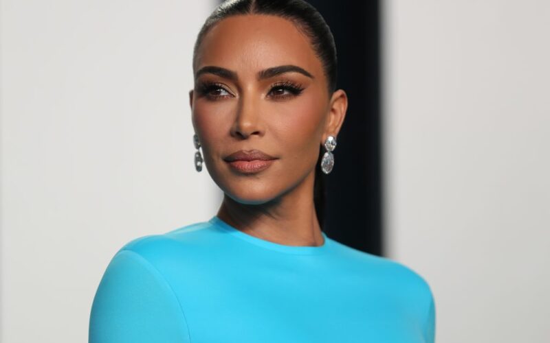 Kim Kardashian gets €1 in damages over 2016 Paris robbery