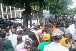 King’s College crisis deepens over alleged police assault