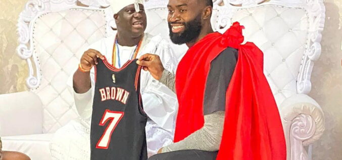 Ooni names NBA star Jaylen Brown ‘Babatunde’