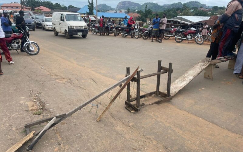 AAUA Students Shut Roads, Demand End To 68-Day Strike