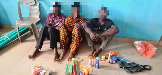 Police arrest five teenagers over multiple shop burglaries in Ogun