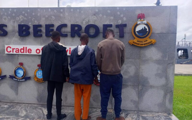 Navy rescues 3 stowaways hidden in ship’s propeller compartment