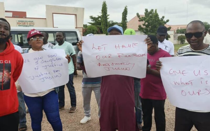 Strike: JUSUN members disrupt activities at Nasarawa High Court