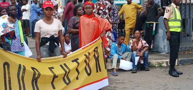 Updated: CSOs protest at Finance Ministry, demand end to excessive borrowing