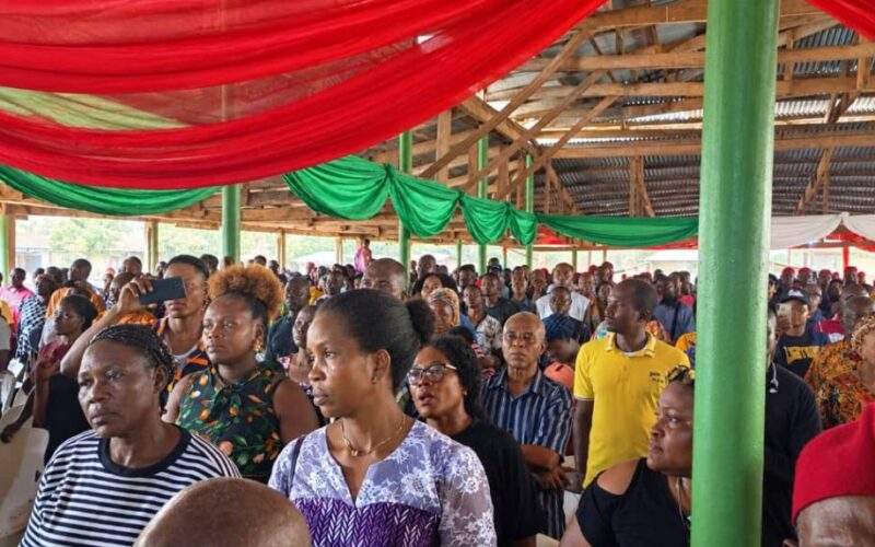 2027: Over 6,000 NDC members defect to PDP in Enugu