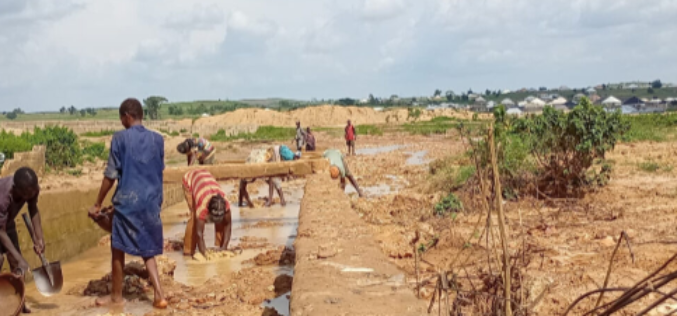 “We are ready to die here,” miners return to site after 37 die in custody